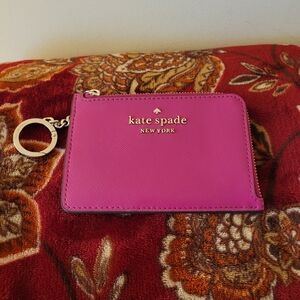 Kate Spade Staci Colorblock L-zip card holder. In a Beautiful Pink. NWOT.